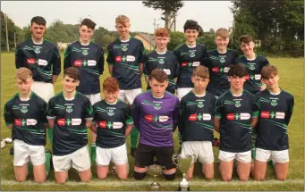  ??  ?? The Forth Celtic squad after their extra-time victory in Saturday’s Under-16 Cup final.