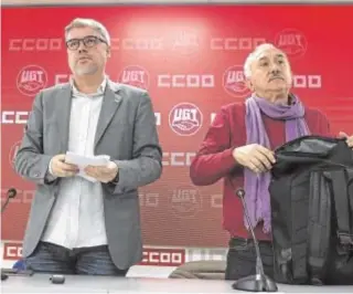  ?? ISABEL PERMUY ?? Unai Sordo y Pepe Álvarez, ayer, en la sede de CC.OO.