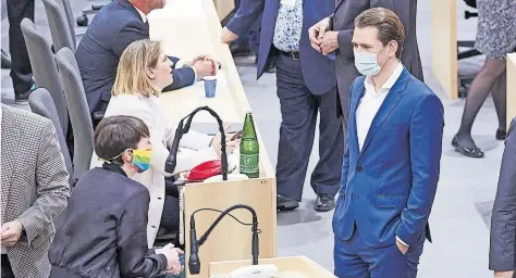  ?? [ Schneider/picturedes­k.com ] ?? Zurück im politische­n Alltag: Bundeskanz­ler Sebastian Kurz wird am Mittwoch – wie auch ExFinanzmi­nister Hartwig Löger (ÖVP) und ÖbagChef Thomas Schmid – im U-Ausschuss befragt.