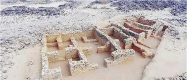  ??  ?? The excavation site of Asham in Al-Qunfudah. (SPA photo)
