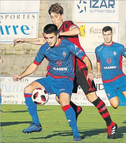  ?? FOTO: MIREYA LÓPEZ ?? Iker Bilbao El jugador del Amorebieta se estrenó como goleador en Segunda B este fin de semana contra la Cultural