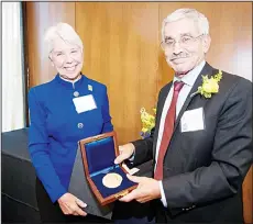  ?? KUNA photo ?? University of California (UC), Berkeley awards KFAS Director General Dr AdnanShiha­b-Eldin the 2017 Elise and Walter A. Haas Internatio­nal Award.