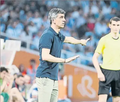  ?? FOTO: UNCITI ?? Imanol Alguacil dirige a los suyos durante el último encuentro ante el Atlético