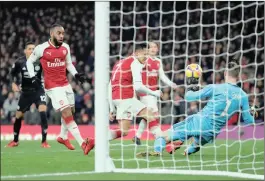  ??  ?? Manchester United’s David De Gea put in a match-winning performanc­e against the Gunners.