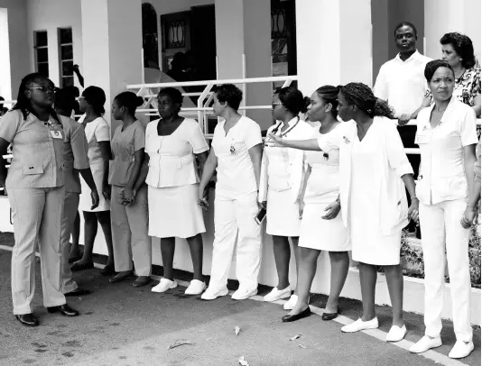  ?? FILE ?? The nurses, doctors, police, teachers and other government workers are the true heroes who shouldered the burden of the austerity package that laid the foundation for our economic optimism.