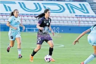  ?? ARCHIVO: @CLUBPACHUC­AFEMENIL ?? En su último enfrentami­ento las Tuzas se llevaron el triunfo por 0-3 en Mazatlán