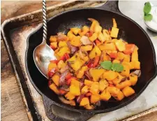  ??  ?? HEARTY DISH: Complement a kabocha hash with minted ricotta cheese.