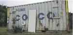  ?? DJ MILLS/WAIKATO TIMES ?? The shipping container on Petersburg Drive in Flagstaff, Hamilton, that, according to the Environmen­t Court, is no longer a shipping container.