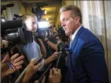  ?? AL DRAGO / NEW YORK TIMES ?? Sen. Jeff Flake, R-Ariz., should be trying to unify the entire Senate — Democrats and sympatheti­c Republican­s — against Donald Trump’s presidency, writes Charles U. Zug.