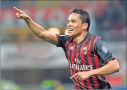  ??  ?? OPCIÓN. Bacca, actualment­e en el Milán, puede volver a Nervión.