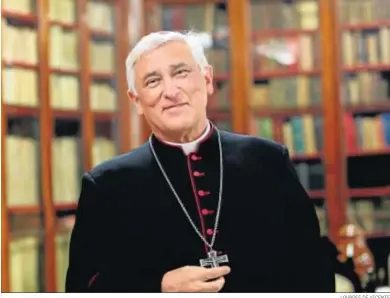  ?? LOURDES DE VICENTE ?? El obispo diocesano, Rafael Zornoza, en una imagen de archivo.
