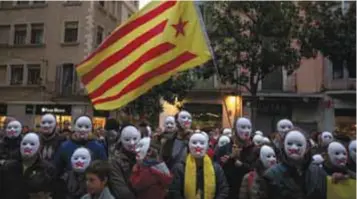  ?? |AP ?? Catalanes celebrando la liberación del ex presidente de la región, Carles Puigdemont.