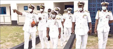  ??  ?? Chief of Naval Standards and Safety, Rear Admiral Kamarudeen Lawal ( left); Chief of Naval Staff, Vice Admiral Ibok- Ete Ibas; Flag Officer Commanding, Eastern Naval Command, Rear Admiral David Adeniran; Lieutenant Commander John Rimfat and others during the inspection of projects in Eastern Naval Command in Calabar… at the weekend