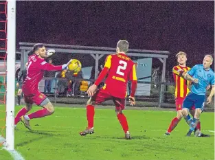  ?? ?? Steven Anderson scores the winning goal for Forfar