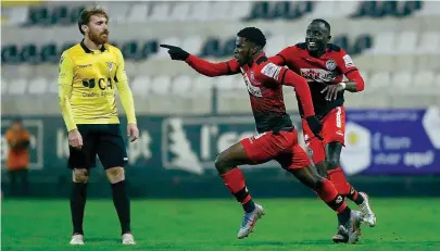  ??  ?? Lumeka voltou a decidir um jogo, e pela primeira vez em casa, perante o Sertanense