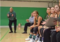  ?? NEW MEXICAN FILE PHOTO ?? West Las Vegas girls head basketball coach Jose Medina, left, is leaving the Lady Dons to coach their rivals, the Robertson Lady Cardinals.