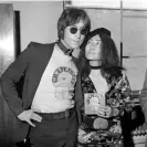  ?? Trinity Mirror/Mirrorpix/Alamy ?? Yoko Ono with John Lennon promoting Grapefruit in London in 1971. Photograph: