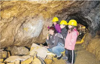  ?? PHOTO COURTESY OF CAPELTON MINE ?? Visitors can tour the old Capelton Mine in North Hatley.