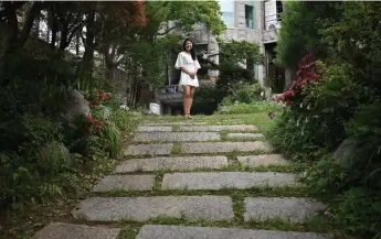  ?? Jung Yeon-je, Afp/getty Images ?? Kara Bos — pictured at Koroot, a guest house and a rights group for Korean-born adoptees — asked a South Korean court to rule that an 85-year-old man in Seoul is her biological father as part of her quest to meet him and ask why she was abandoned and who her mother was.