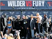  ?? AFP ?? Wilder y Fury, en un cara a cara antes del combate.