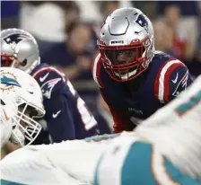  ??  ?? NEEDS TO STEP UP: Matt Judon gets ready for the play during the second half against the Dolphins last Sunday.