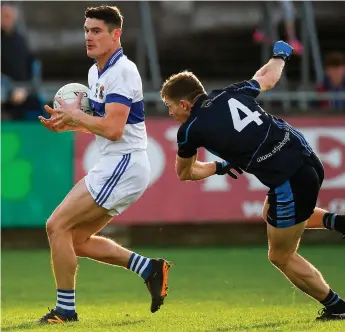  ?? RAY MCMANUS/ SPORTSFILE ?? Diarmuid Connolly of St Vincent’s in action against Cillian O’Reilly, St Jude’s, during their Dublin SFC semi-final in Parnell Park