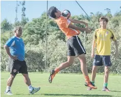  ??  ?? Young Chinese footballer­s sent by China’s Shandong Luneng attend a training session at the Luneng Brazil Sports Center. — AFP photo