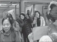  ?? XINHUA ?? Chinese tourists receive a warm welcome on arrival in Budapest in March 2023.