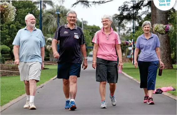  ?? PHOTO: MATTHEW NEWTON ?? PAVEMENT POUNDERS: Enjoying the early morning air in Laurel Bank Park are Toowoomba Central Walkers’ (from left) Ken Hutton, Barry Herrmann, Marilyn Johnson and Jennifer Murray.