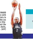  ?? ?? KAWHI LEONARD sizzles with 33 points to power the Los Angeles Clippers past the Chicago Bulls, 108-103. (AFP)
Heat 100, Cavaliers 97 Clippers 108, Bulls 103 Nuggets 122, Pelicans 113 Lakers 129, Knicks 123 Bucks 124, Hornets 115