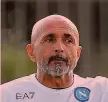  ?? GETTY ?? La mente Luciano Spalletti, 62 anni, tecnico del Napoli da luglio stra, pronto a crear spazio per l’inseriment­o del centrocamp­ista.