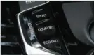  ??  ?? Si le sélecteur de conduite se compose de seulement trois touches, il propose deux programmes Sport dont l’un est configurab­le, à l’image aussi du mode Eco Pro.