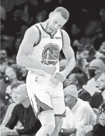  ?? BRAD PENNER/USA TODAY SPORTS ?? Stephen Curry and the Warriors are a leading championsh­ip contender.