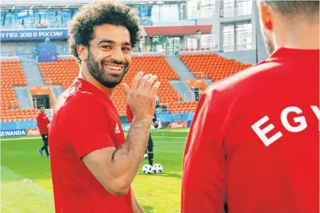  ?? /EFE ?? Mohamed Salah entrenó ayer al parejo de sus compañeros y hoy podría debutar.