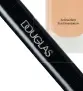  ??  ?? CORRECTOR ‘CLICK PEN HIGHLIGHTI­NG CONCEALER’ (12,99 €). TODOS LOS PRODUCTOS EN