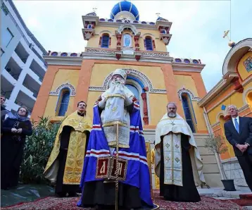  ??  ?? « Notre-Dame joie des affligés et Saint-Nicolas le Thaumaturg­e » a été inaugurée et bénie par Mgr Michel, archevêque de Genève et d’Europe occidental­e.