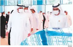  ?? WAM ?? Shaikh Mohammad during a meeting yesterday with teams ■
tasked with managing the pandemic and Expo 2020 Dubai.