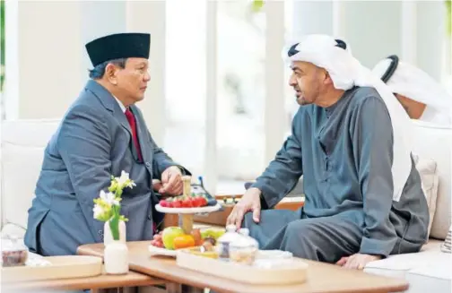  ?? WAM ?? ↑
Sheikh Mohamed and Prabowo Subianto hold talks at Qasr Al Shati in Abu Dhabi on Monday.