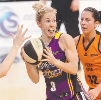  ?? Picture: MICHAEL KLEIN ?? QUALITY: Brittany Smart in action for the Melbourne Boomers.