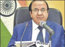  ??  ?? Chief election commission­er AK Joti announces the schedule for the Gujarat elections in New Delhi on Wednesday.