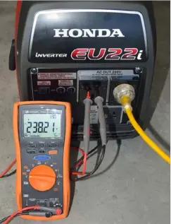  ??  ?? Above: Voltage (left) and frequency (right) of the EU22i