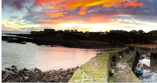  ??  ?? Dock of the bay Michael Bain took this panoramic shot of Crail Harbour in Fife, Scotland. This gorgeous April sunset was taken with his iPhone 6 Plus on Pano mode.