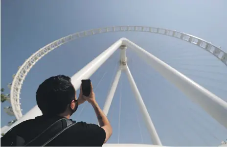  ?? Chris Whiteoak / The National ?? The colossal wheel has 48 cabins and a single rotation takes 38 minutes