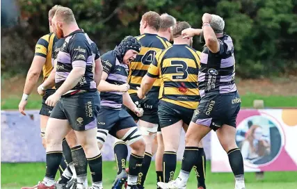  ?? Pictures: Ian Clark ?? Clifton players celebrate a try in the win against Hinckley