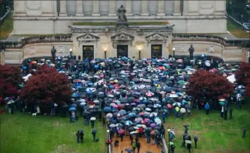  ?? Stephanie Strasburg/ Post- Gazette ?? People overflow the standing- room- only interfaith vigil Oct. 28 at Soldiers & Sailors Memorial Hall & Museum in Oakland to honor those killed in the mass shooting at the Tree of Life synagogue the previous day. A memorial service will occur there this Oct. 27.