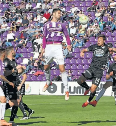  ??  ?? TABLAS. En las tres visitas de los lucenses a Zorrilla han conseguido llevarse un empate.