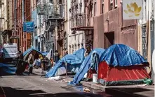  ?? Nick Otto/Special to The Chronicle ?? San Francisco’s homeless people are much more likely to suffer sudden cardiac death than housed residents, UCSF researcher­s found.