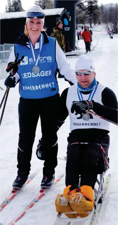  ?? FOTO: LISE ÅSERUD / NTB SCANPIX ?? Prinsesse Märtha Louise (t.v.) og Kjetil Korbu Nilsen fra Kongsberg under Ridderrenn­et i 2013. Prinsessen er rennets beskytter.