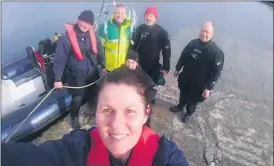  ?? (Pic: Catriona Patton) ?? At the back Peter Whelan, Eric O’Neill, Dick Vaughan and Timmy Carey and Susan Vaughan and Catriona Patton at the front, while training in Lawrence Cove in Bere Island at the weekend.