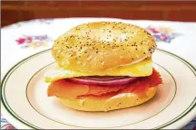  ?? RACHEL ELLIS / ST. LOUIS POST-DISPATCH ?? An Egg McLox Bagel Sandwich that you can make for breakfast.